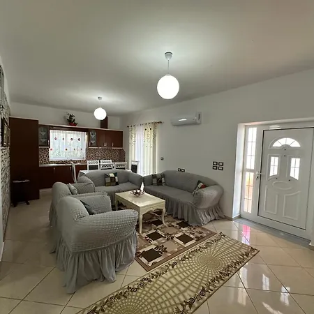 Luan Apartment Sarande