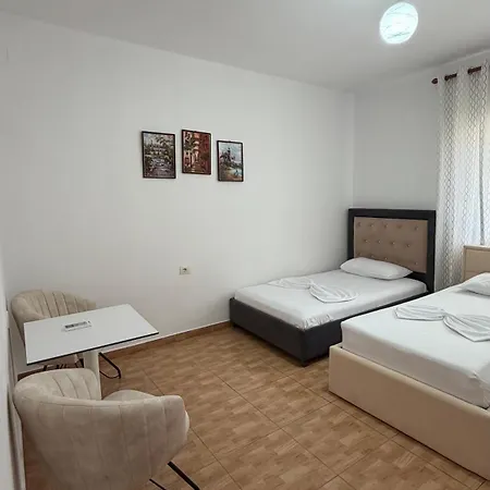 Luan Appartamento Sarandë